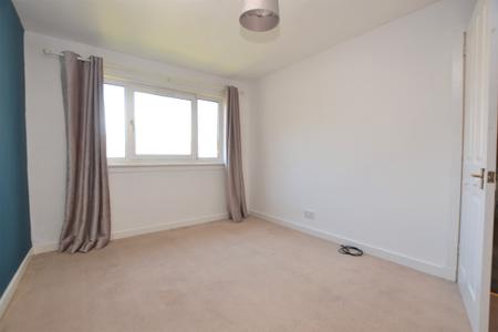 3 bedroom Flat to let in Alan Breck Gardens, Edinburgh, EH4