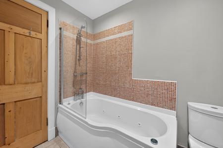 2 bedroom Flat for sale in 47 2 Dundee Terrace, Polwarth, Edinburgh, EH11 1DW