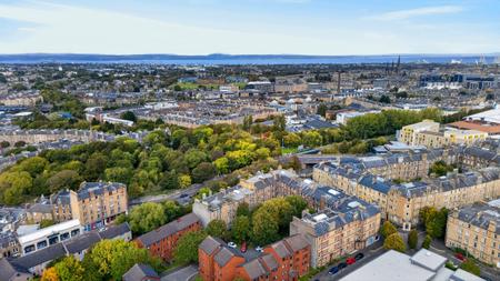 2 bedroom Flat for sale in 47 2 Dundee Terrace, Polwarth, Edinburgh, EH11 1DW