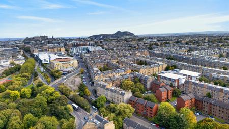 2 bedroom Flat for sale in 47 2 Dundee Terrace, Polwarth, Edinburgh, EH11 1DW