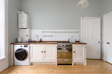 1 bedroom Flat to let in Learmonth Grove, Comely Bank, Edinburgh, EH4