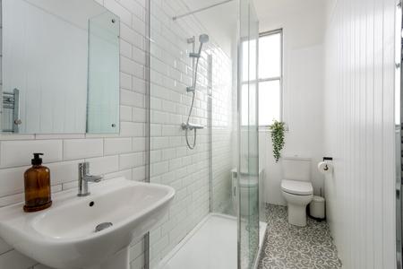 1 bedroom Flat to let in Learmonth Grove, Comely Bank, Edinburgh, EH4