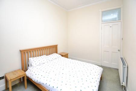 1 bedroom Flat to let in Comely Bank Street, Stockbridge, Edinburgh, EH4
