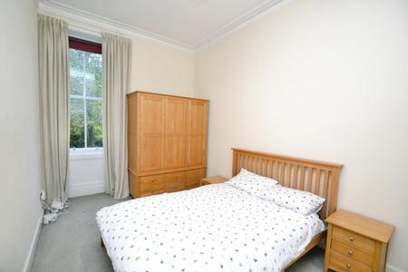 1 bedroom Flat to let in Comely Bank Street, Stockbridge, Edinburgh, EH4