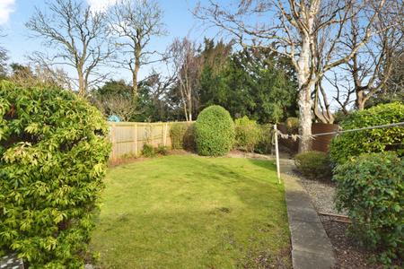 3 bedroom Flat to let in Craigleith Hill Loan, Edinburgh, EH4