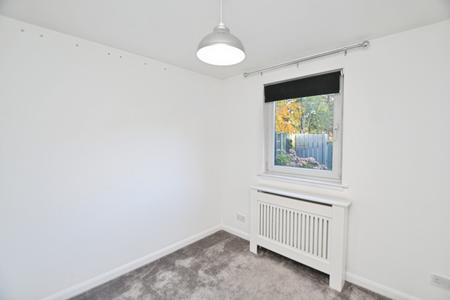 4 bedroom Semi-detached house to let in Swanston Muir, Edinburgh, EH10