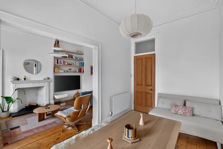 2 bedroom Flat for sale in 2f2, 3 Comely Bank Place, Edinburgh, EH4 1DT