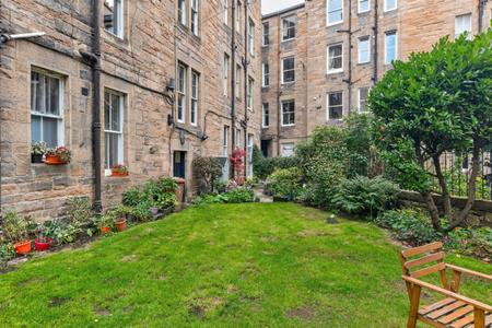 2 bedroom Flat for sale in 2f2, 3 Comely Bank Place, Edinburgh, EH4 1DT
