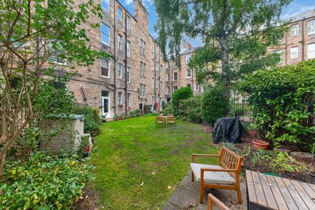 2 bedroom Flat for sale in 2f2, 3 Comely Bank Place, Edinburgh, EH4 1DT