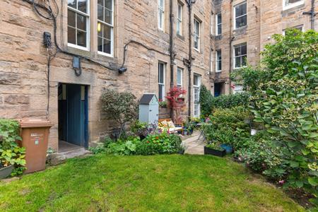 2 bedroom Flat for sale in 2f2, 3 Comely Bank Place, Edinburgh, EH4 1DT