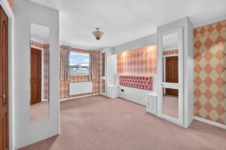 2 bedroom Flat for sale in 6 North Werber Park, Edinburgh, EH4 1TD