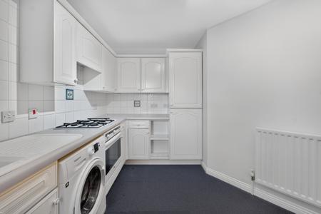 2 bedroom Flat for sale in 6 North Werber Park, Edinburgh, EH4 1TD