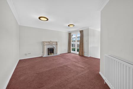 2 bedroom Flat for sale in 6 North Werber Park, Edinburgh, EH4 1TD