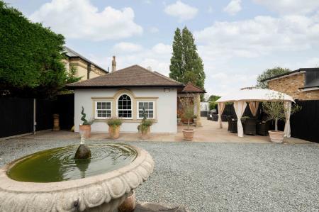 3 bedroom Detached bungalow for sale in Chessington Road, Ewell, Epsom, KT19