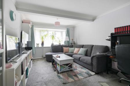 2 bedroom Maisonette for sale in Chessington Road, West Ewell, Epsom, KT19