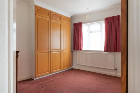 3 bedroom Semi-detached house for sale in Chesterfield Road, Ewell, Epsom, KT19