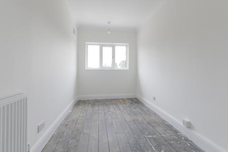 3 bedroom Detached house for sale in Chesterfield Road, Ewell, Epsom, KT19