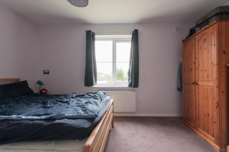 1 bedroom Terraced House for sale in Danetree Close, West Ewell, Epsom, KT19