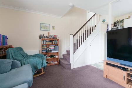 1 bedroom Terraced House for sale in Danetree Close, West Ewell, Epsom, KT19