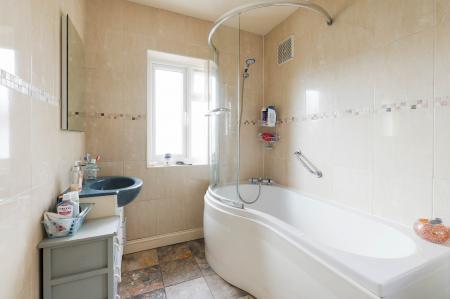 3 bedroom Semi-detached house for sale in Fairfield Way, Ewell, Epsom, KT19