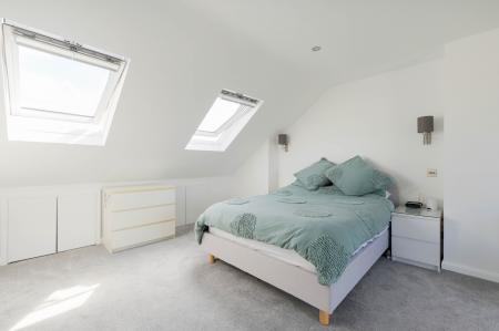 4 bedroom Semi-detached house for sale in First Avenue, Ewell, Epsom, KT19