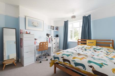 4 bedroom Semi-detached house for sale in First Avenue, Ewell, Epsom, KT19