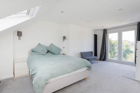 4 bedroom Semi-detached house for sale in First Avenue, Ewell, Epsom, KT19