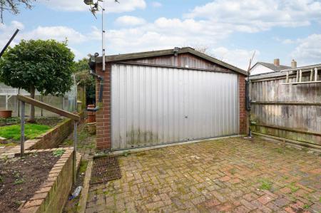 3 bedroom Semi-detached house for sale in Gadesden Road, West Ewell, Epsom, KT19