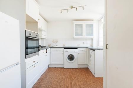 3 bedroom Terraced House for sale in Gander Green Lane, Sutton, SM3