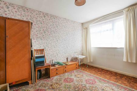 3 bedroom End of terrace house for sale in Hollymoor Lane, Epsom, KT19