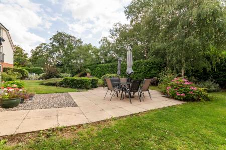 1 bedroom Retirement property for sale in Kingston Road, Ewell, Epsom, KT19