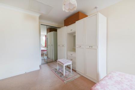 1 bedroom Retirement property for sale in Kingston Road, Ewell, Epsom, KT19