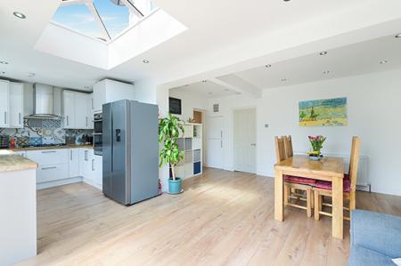 3 bedroom Semi-detached house for sale in Kingsmead Close, West Ewell, Epsom, KT19