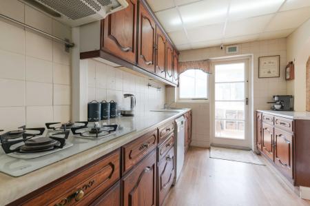 3 bedroom Semi-detached house for sale in Meadowview Road, Epsom, KT19