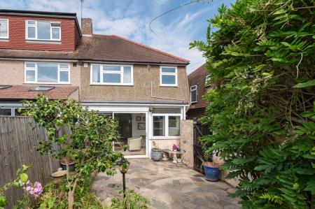 3 bedroom Semi-detached house for sale in Meadowview Road, Epsom, KT19
