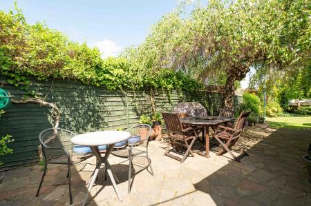 3 bedroom Semi-detached house for sale in Pams Way, Ewell, Epsom, KT19