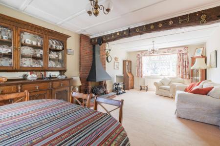 3 bedroom Semi-detached house for sale in Pams Way, Ewell, Epsom, KT19