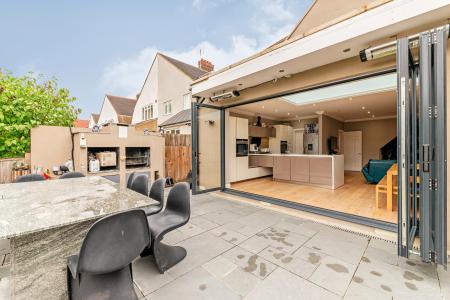 4 bedroom Semi-detached house for sale in Riverview Road, Ewell, Epsom, KT19