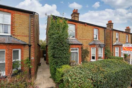 3 bedroom Semi-detached house for sale in Upper Court Road, Epsom, KT19