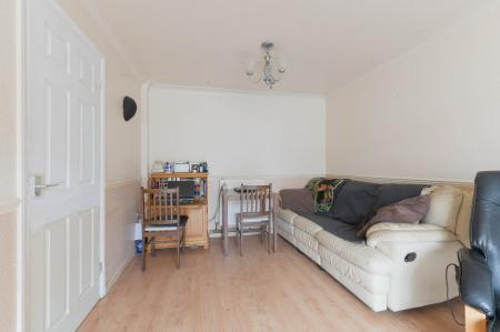 3 bedroom Terraced House for sale in Cumberland Close, Epsom, KT19