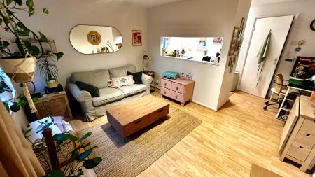 1 bedroom Maisonette to let in Marlins Close, off Turnpike Lane, Sutton, SM1