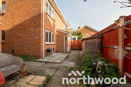 1 bedroom Terraced House for sale in Ruxley Mews, West Ewell, Epsom, KT19