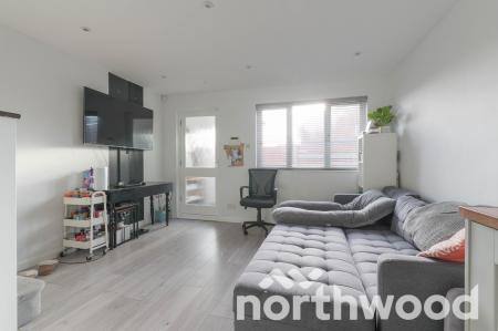 1 bedroom Terraced House for sale in Ruxley Mews, West Ewell, Epsom, KT19