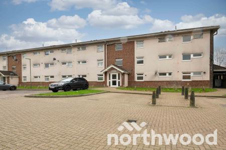 3 bedroom Flat for sale in Wandle Court, West Ewell, Epsom, KT19