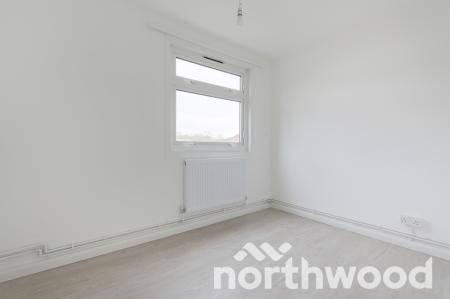 3 bedroom Flat for sale in Wandle Court, West Ewell, Epsom, KT19