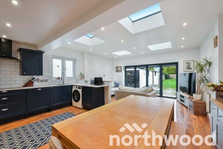 3 bedroom Semi-detached house for sale in Pams Way, Ewell, Epsom, KT19