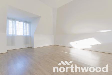 2 bedroom Flat for sale in Ruxley Lane, West Ewell, Epsom, KT19