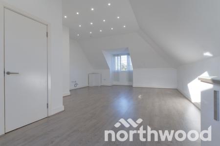 2 bedroom Flat for sale in Ruxley Lane, West Ewell, Epsom, KT19