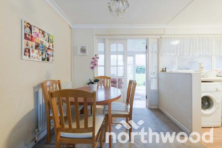 3 bedroom Semi-detached house for sale in Poplar Crescent, West Ewell, Epsom, KT19