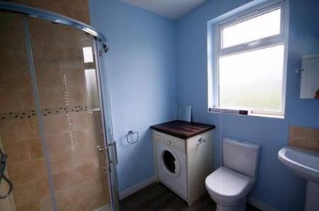 4 bedroom Terraced House to let in Kingston Road, New Malden, London, KT3